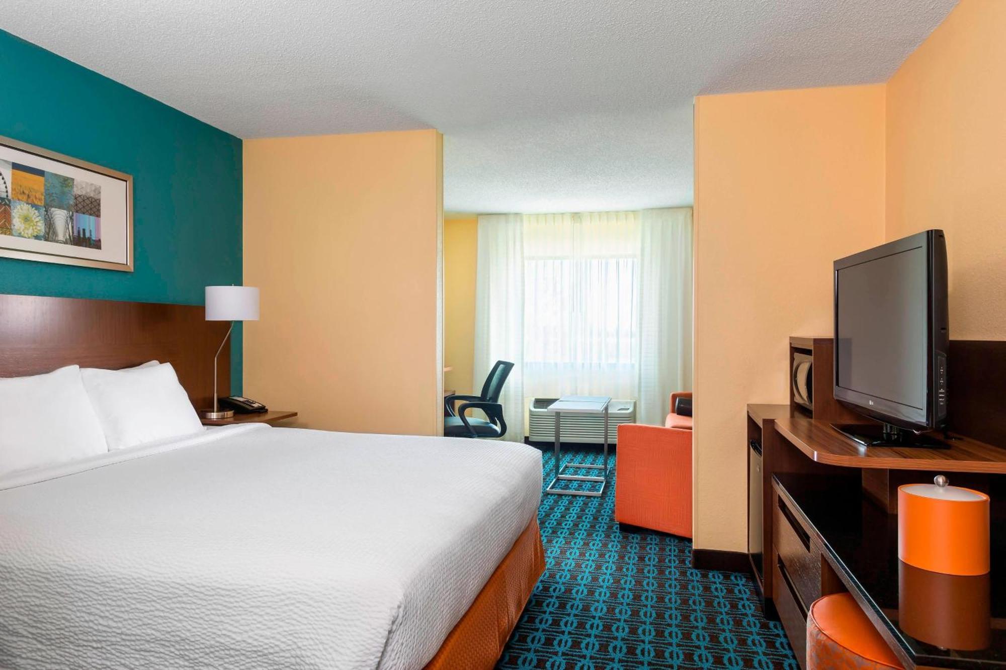 Fairfield Inn & Suites Springfield Exterior photo